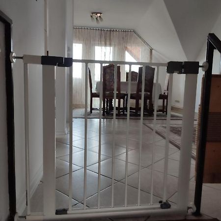 Готель Casa Irilen Менестіря-Хуморулуй Екстер'єр фото