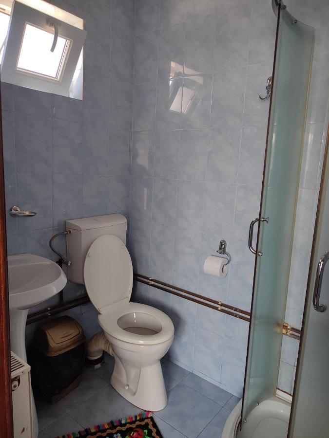 Готель Casa Irilen Менестіря-Хуморулуй Екстер'єр фото